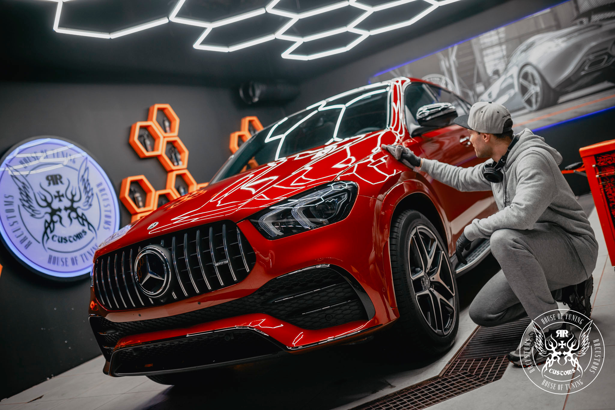 Imagen de Mercedes gle czerwony red deailing bad boys one step polishing paste 032