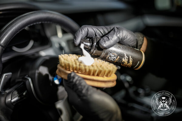Imagen de Leather cleaner bad boys rrcustoms