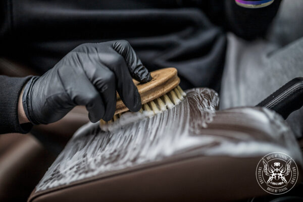 Imagen de Leather cleaner bad boys rrcustoms