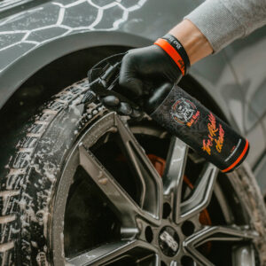 Imagen de Tire rubber cleaner bad boys rrcustoms