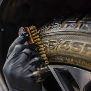 Imagen de Tire rubber cleaner bad boys rrcustoms