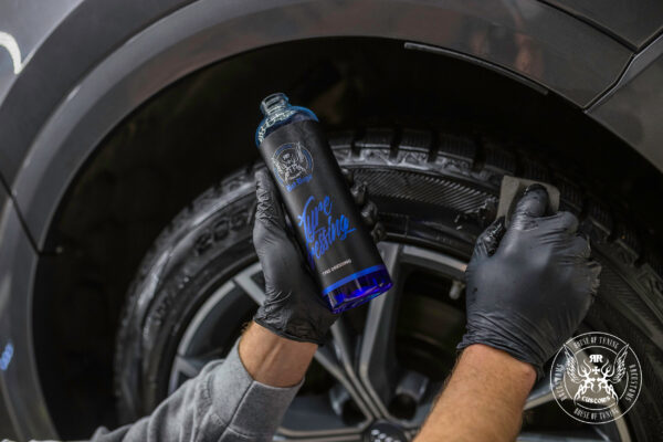 Imagen de Tyre dressing bad boys rrcustoms