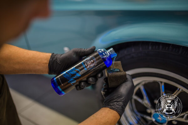 Imagen de Tyre dressing bad boys rrcustoms