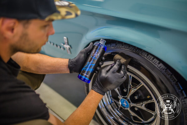 Imagen de Tyre dressing bad boys rrcustoms
