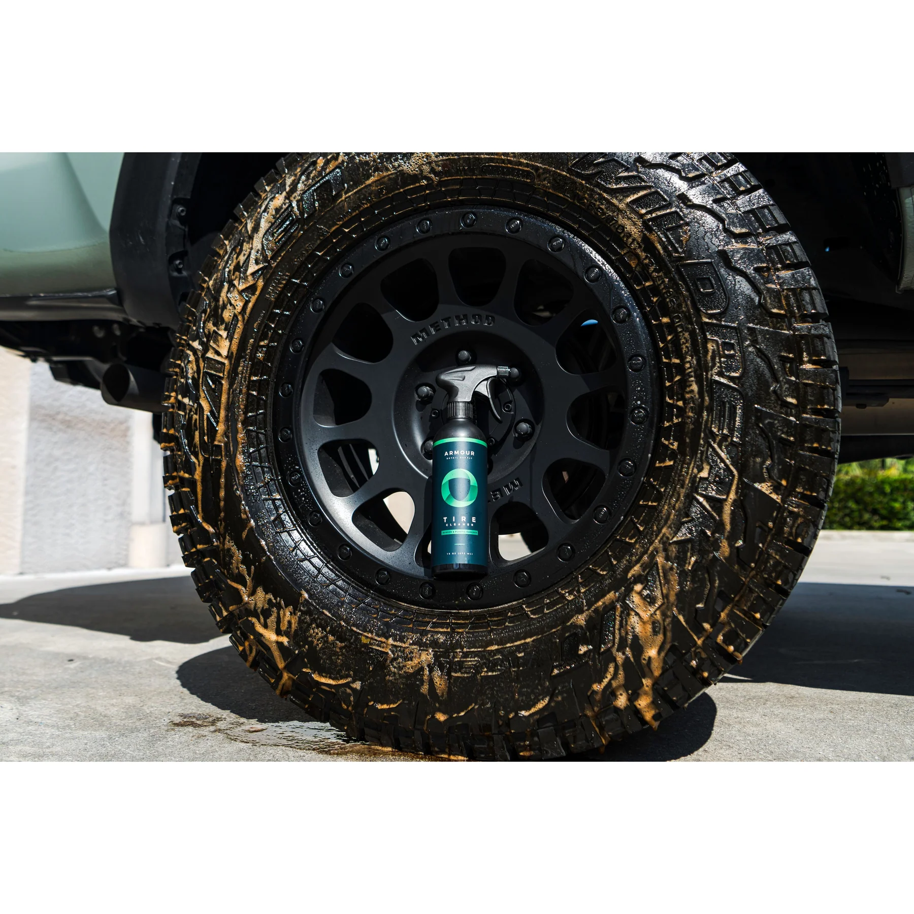 Armour tire cleaner 473ml 4 Imagen de Armour tire cleaner 473ml 4